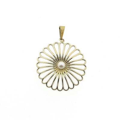 Image 1 of Gold flower pendant with pearl