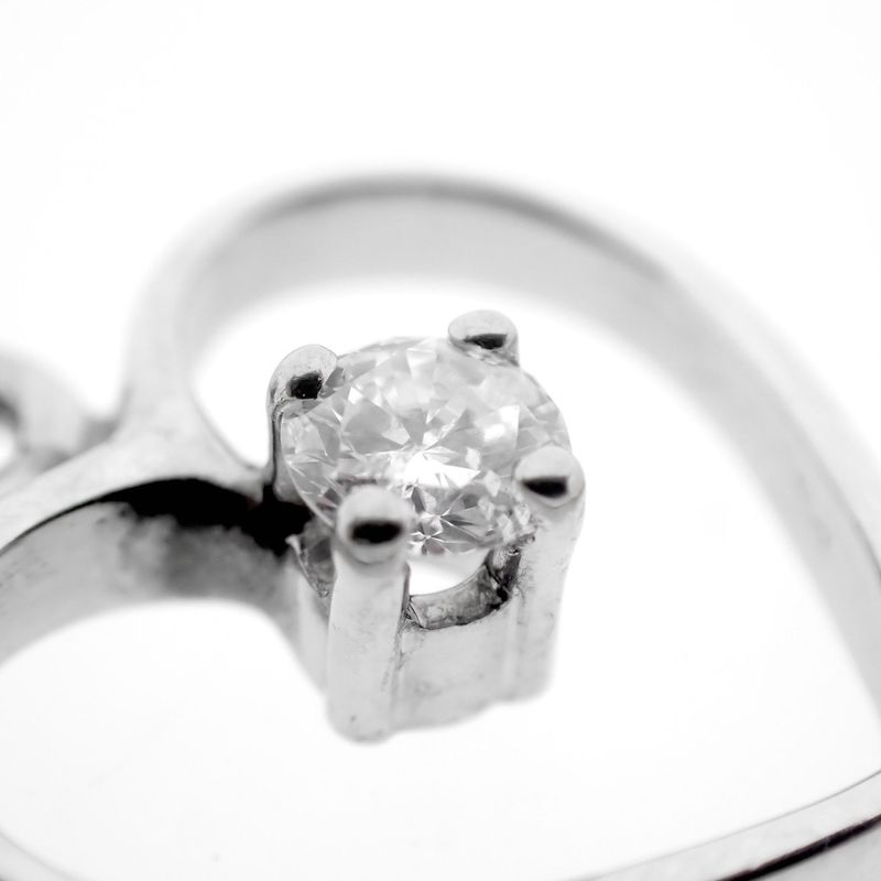 Image 3 of White gold heart pendant with diamond | 0.07 ct.