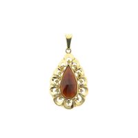 Vintage gold pendant with garnet