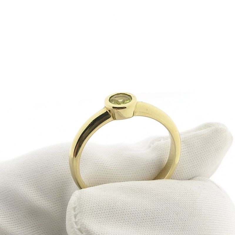 Image 7 of Gold ring with Peridot