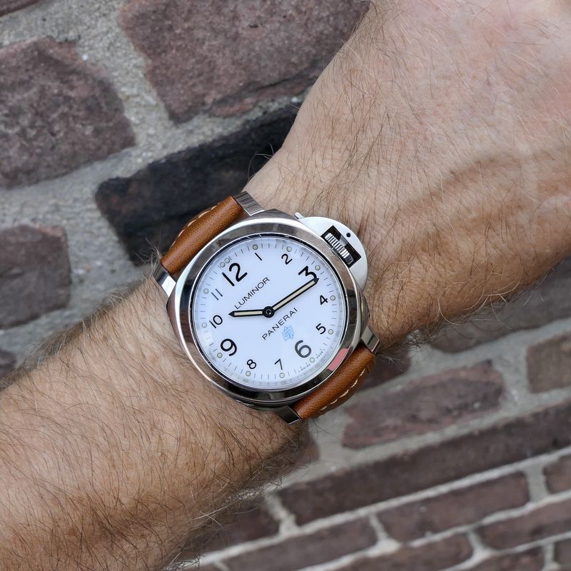 Image 19 of Panerai Luminor Base PAM00775; Mechanical men's watch