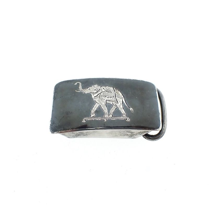 Image 1 of Siam silver buckle with elephant pattern