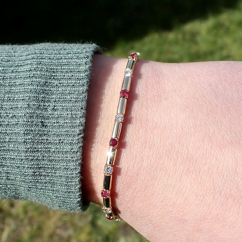 Image 8 of 18K Exclusive gold bracelet with diamond and ruby; Vintage | 19.5 cm