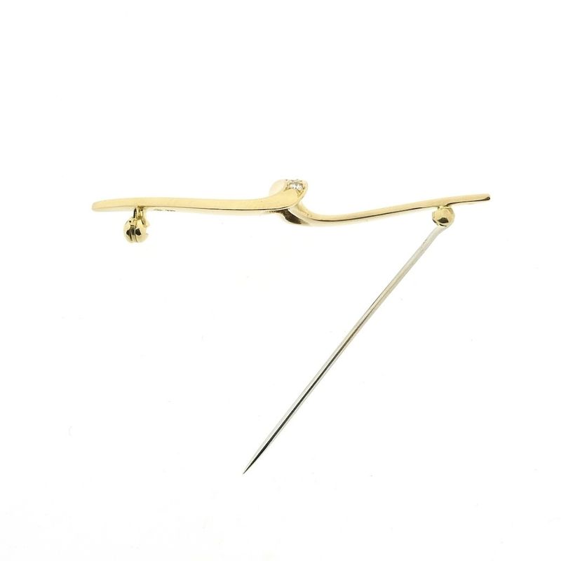 Image 7 of Gold brooch with diamonds; 0.17 ct.