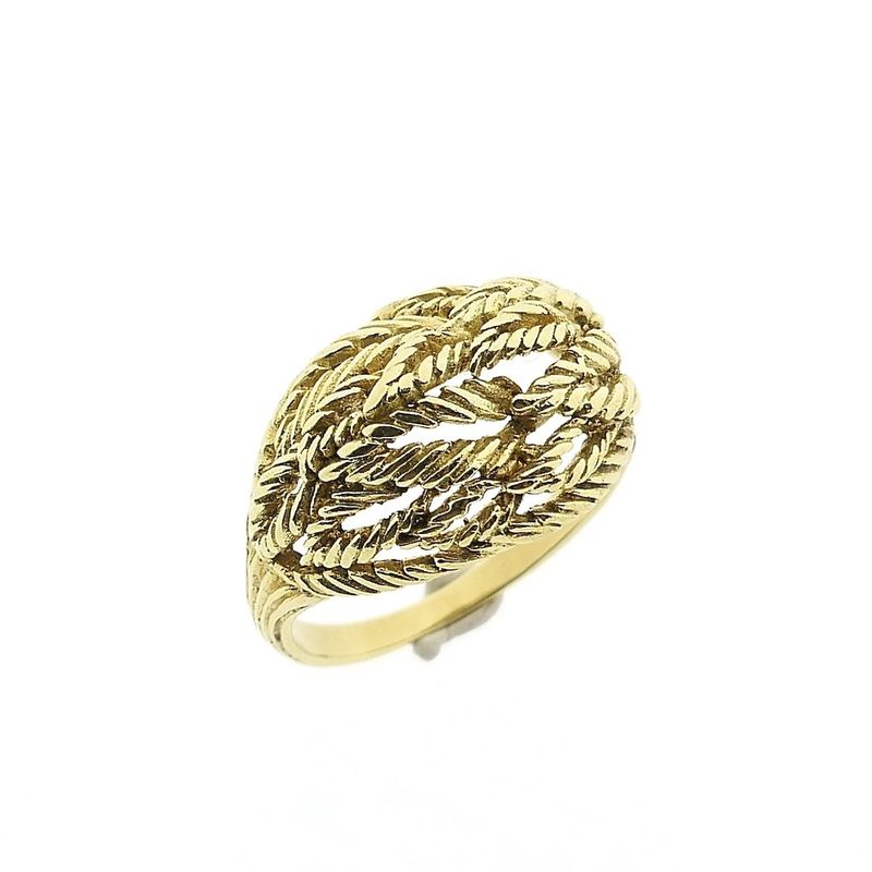 Image 1 of Gold ring with pattern