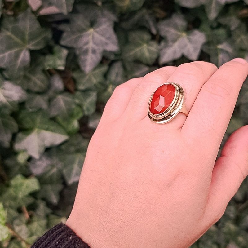 Image 4 of Gold ring with carnelian | Vintage