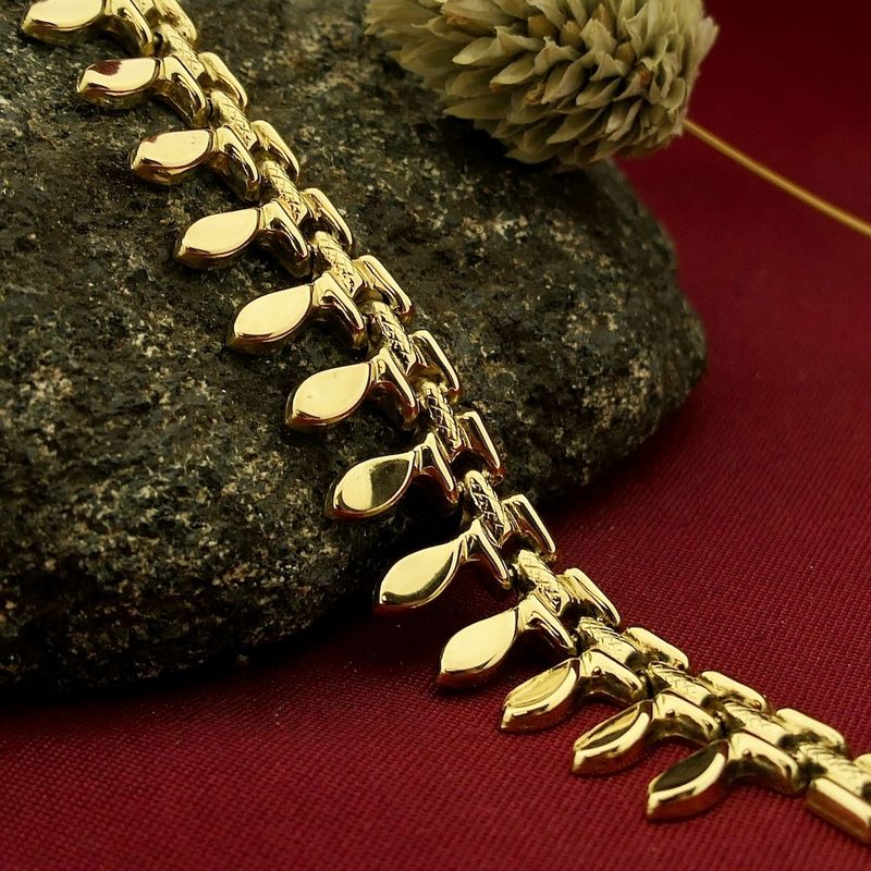 Image 2 of Gold Cleopatra necklace