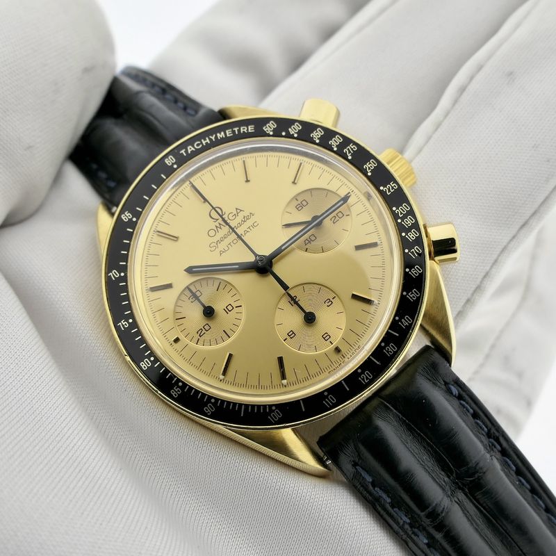 Image 17 of Omega Speedmaster Reduced 175.0032; 18k. gouden chronograaf horloge