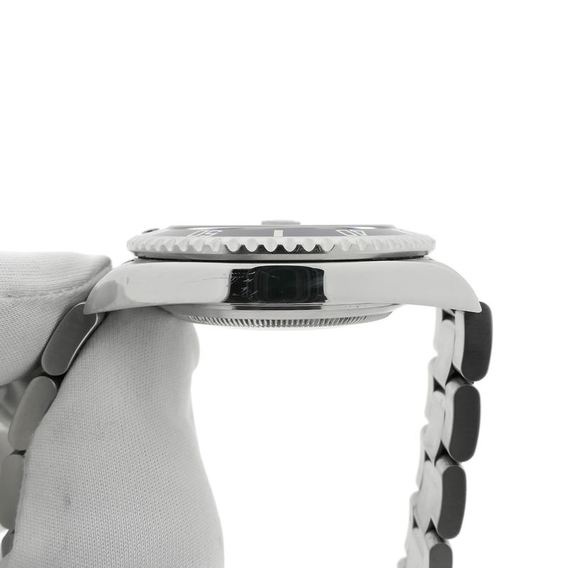 Image 7 of Rolex Submariner 40mm 16610; Automatic men's diving watch