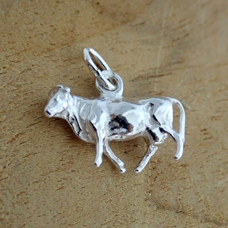 Image 4 of Silver charm; Taurus