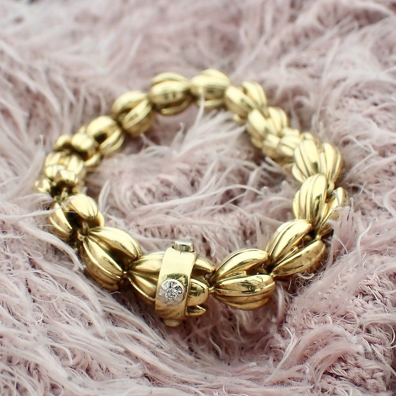Image 11 of Gold fantasy link bracelet; 19 cm