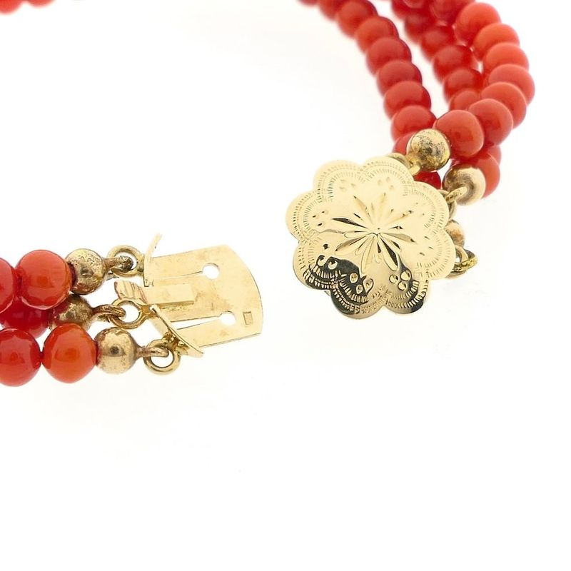 Image 5 of Antique blood coral bead bracelet with gold decorative clasp