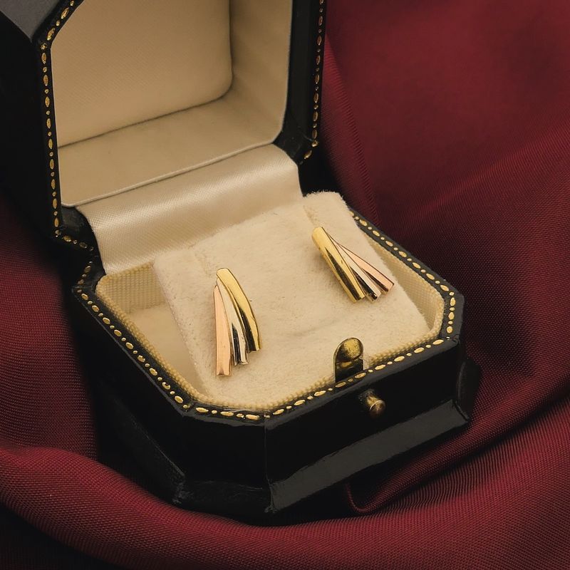 Image 2 of Tricolor gold stud earrings