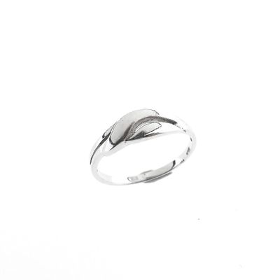 Image 1 of Silver women's ring with a domed design
