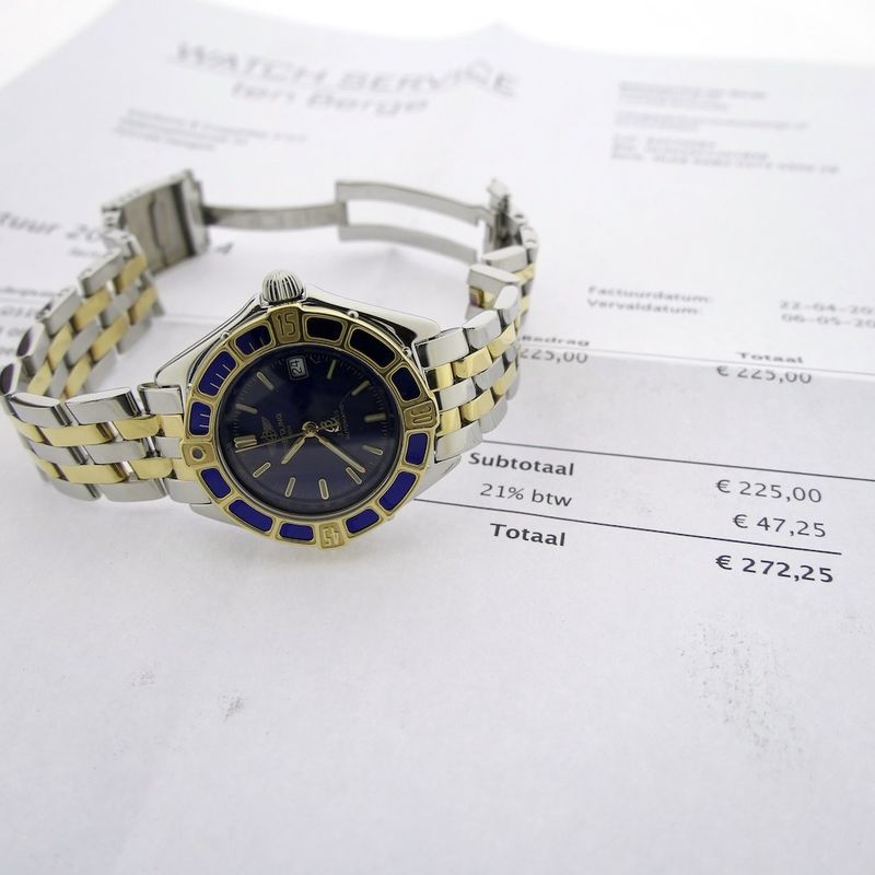 Image 14 of Breitling J-Class; Automatic women's watch with gold bezel