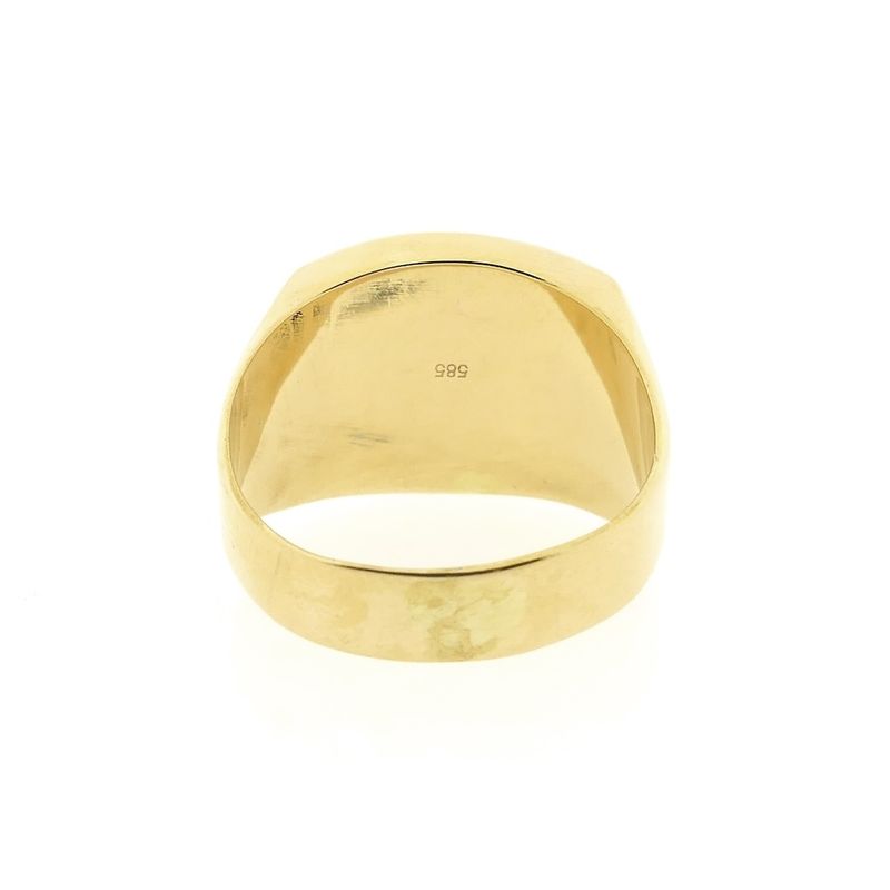 Image 4 of Gold signet ring with onyx