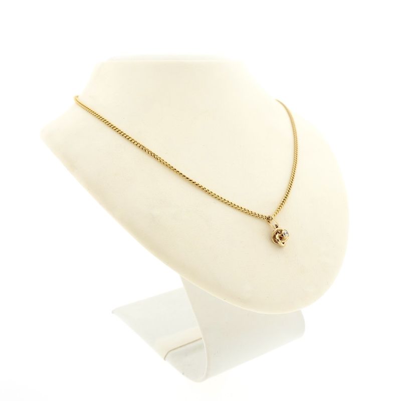 Image 8 of 9 carat pendant with zirconia