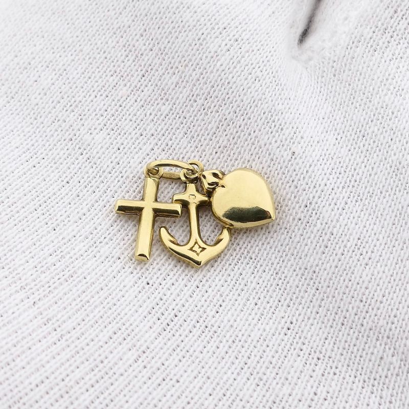 Image 10 of Gold Pendant; Faith, Hope, Love.