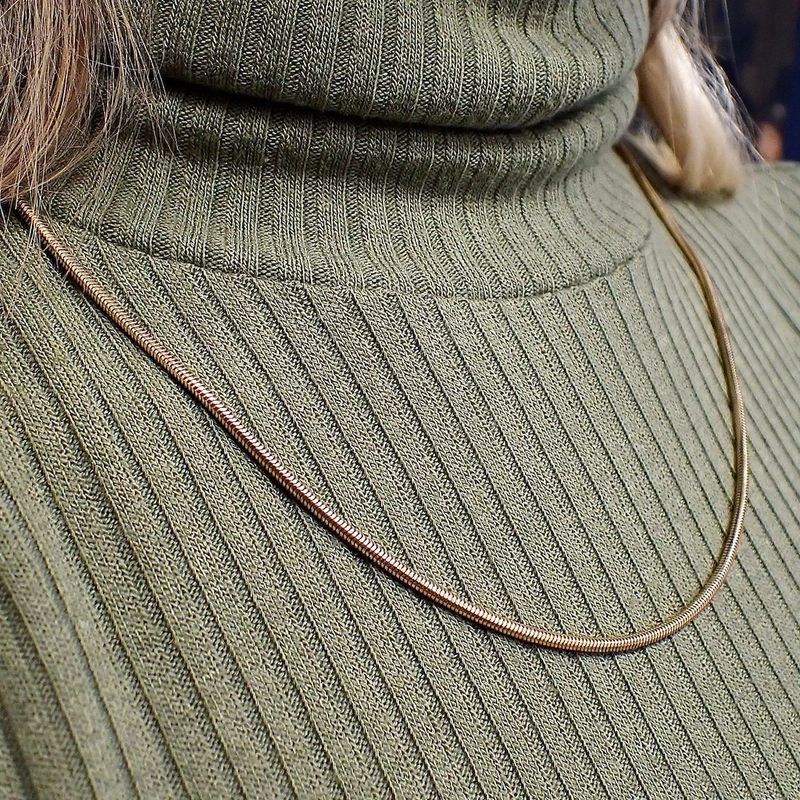 Image 2 of 18 carat snake link chain | 54 cm