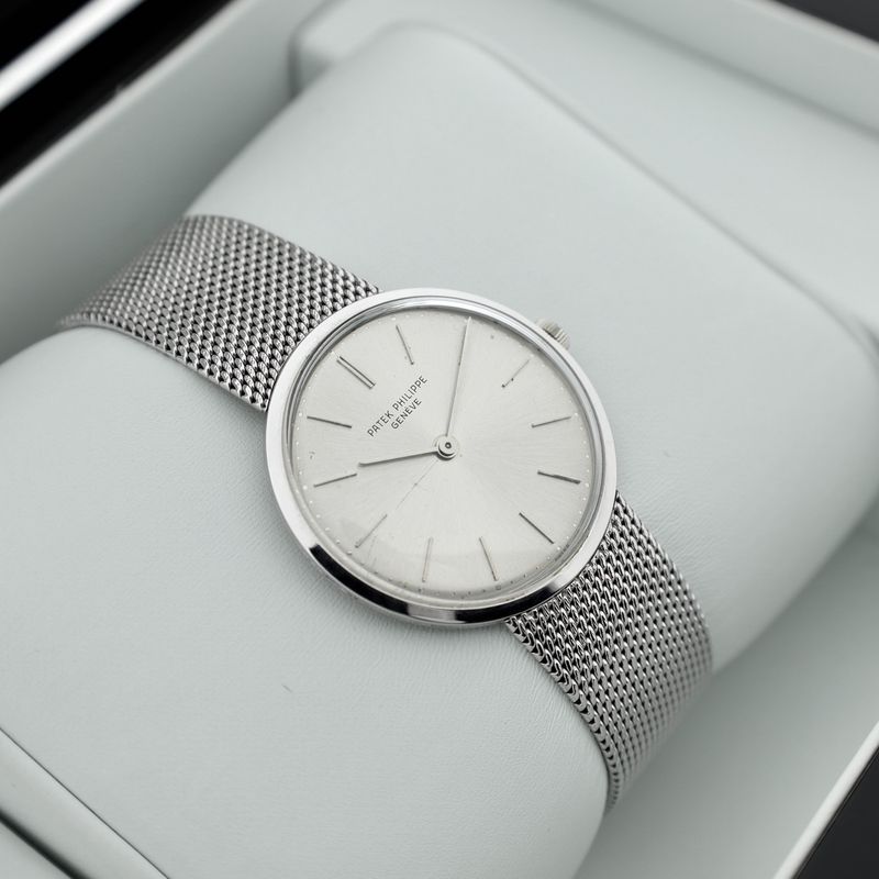 Image 15 of Patek Philippe Calatrava 3484/3; Vintage 18k gold men's watch