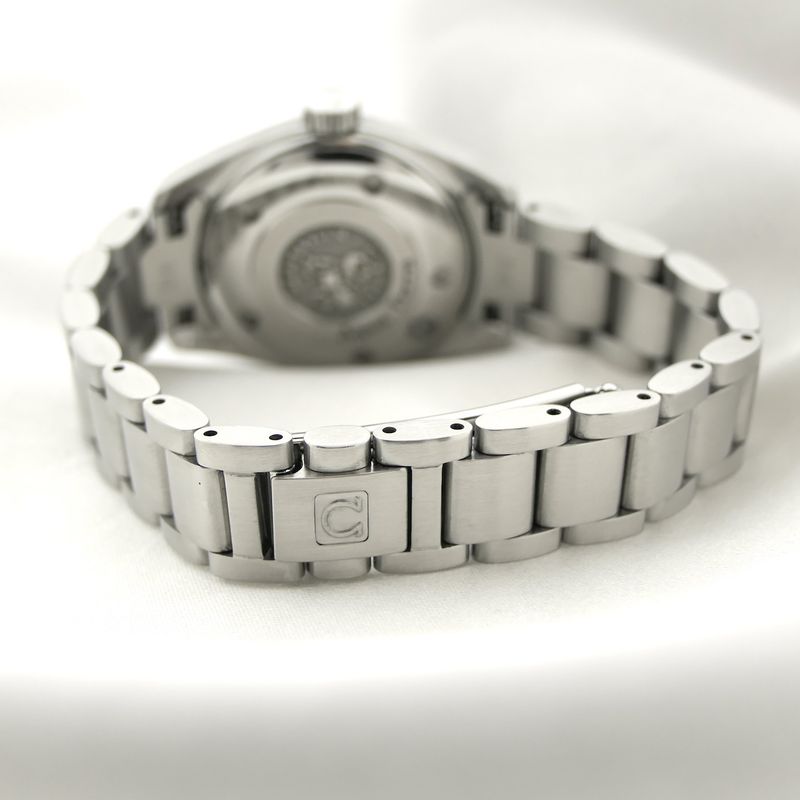 Image 13 of Omega Seamaster Aqua Terra 150M 2573.70.00; Automatic women's watch