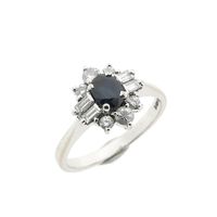 White gold cocktail ring with sapphire and diamond; 0.62 ct.