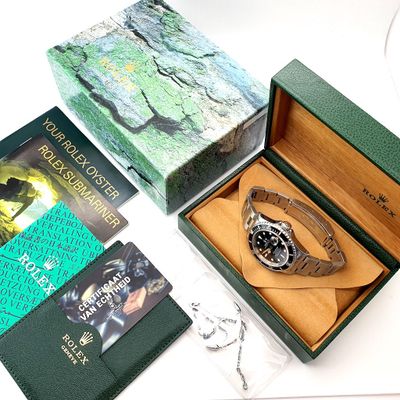 Image 2 of Rolex Submariner 16610; Men's watch