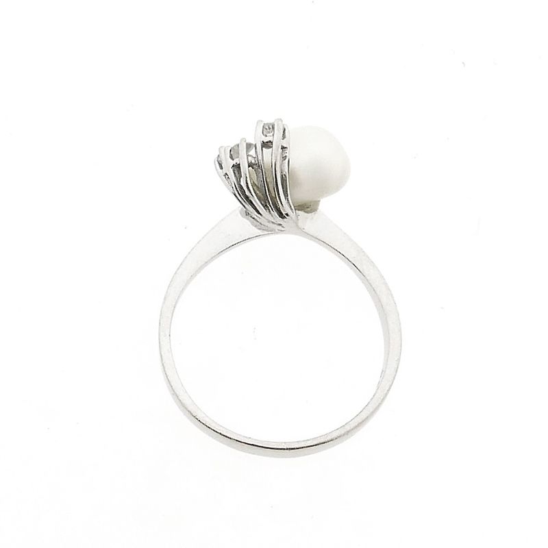 Image 5 of White gold ring with baroque pearl and diamond | 0.06 ct.