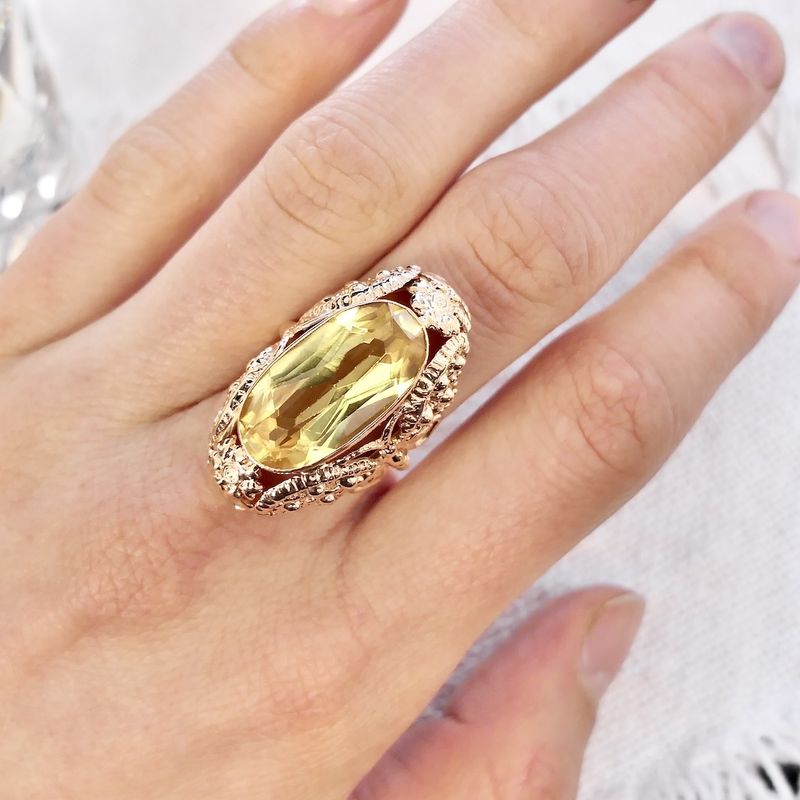 Image 4 of Rose gold butterfly ring set with beryl