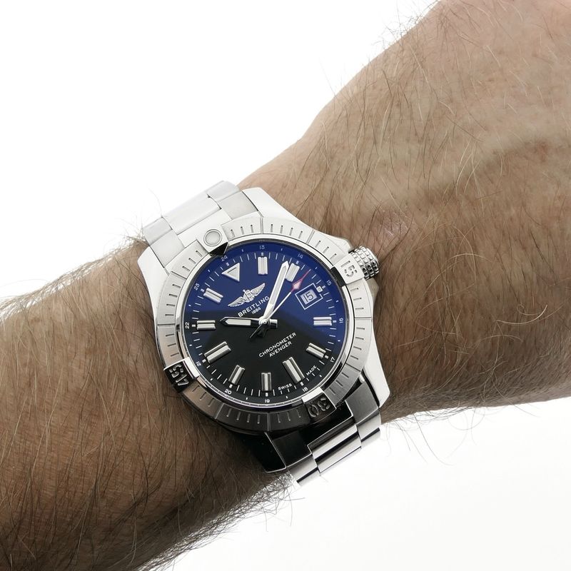 Image 16 of Breitling Avenger Automatic 43 A17318; Automatic men's watch