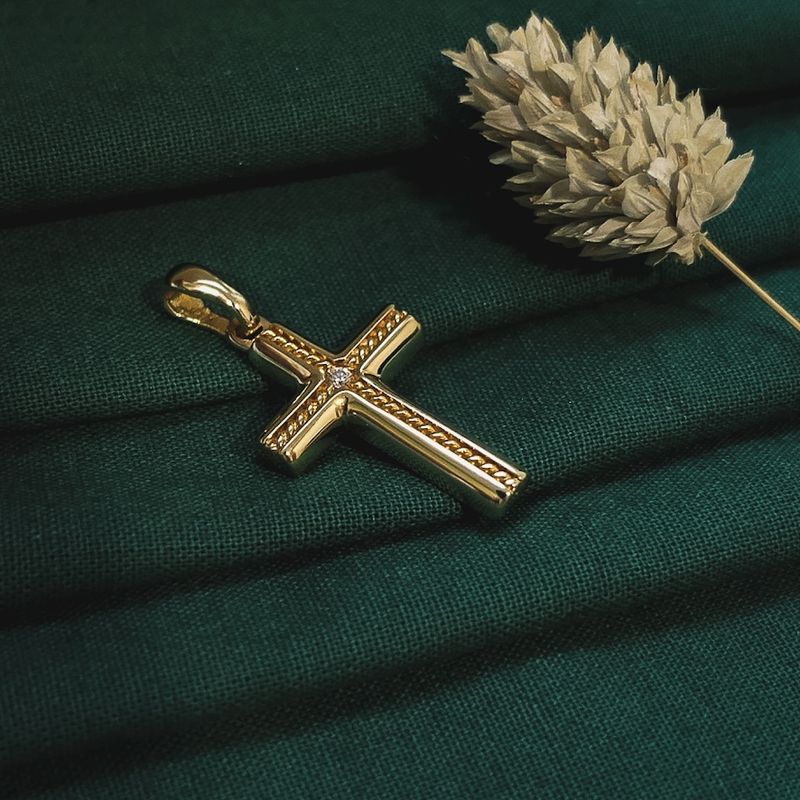 Image 2 of Gold cross with zirconia