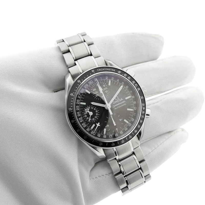 Image 7 of Omega Speedmaster Automatic Day-Date 3520.50.00; Chronograph men's watch with triple calendar