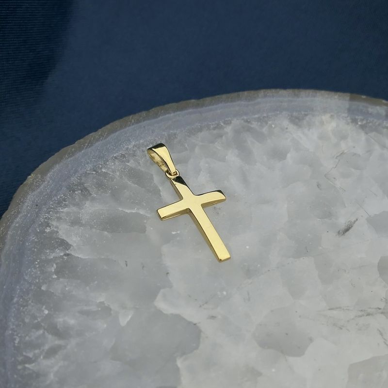 Image 2 of 18 carat gold pendant of a cross