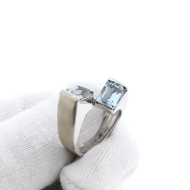 Image 9 of 18K White Gold Toi et Moi Ring with Aquamarine