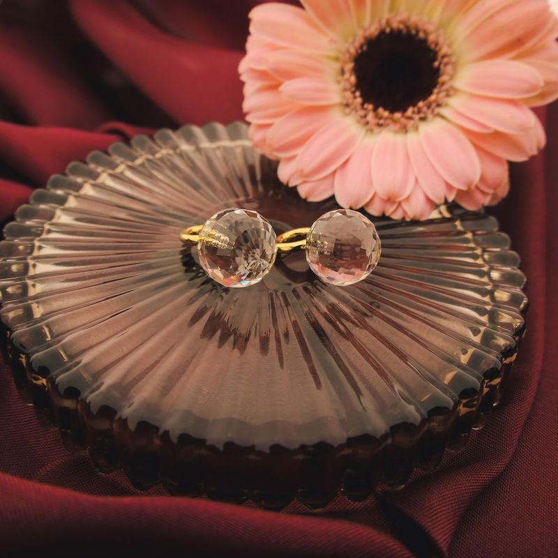 Image 4 of 18K Gold Zirconia Earrings | Blush