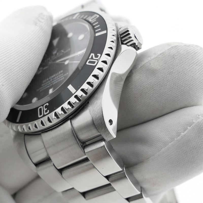 Image 17 of Rolex Sea Dweller 40mm 16600; Automatic diving watch