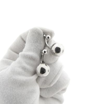 Image 2 of Silver stud earrings with balls