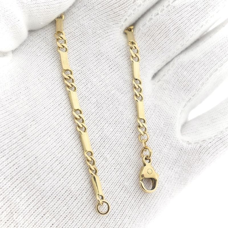Image 8 of Gold closed Figaro link bracelet