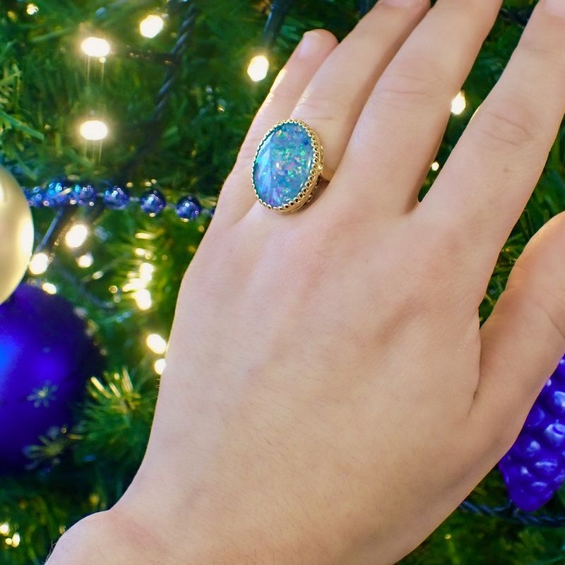 Image 3 of 18K Gold Ring with Triple Opal | Vintage