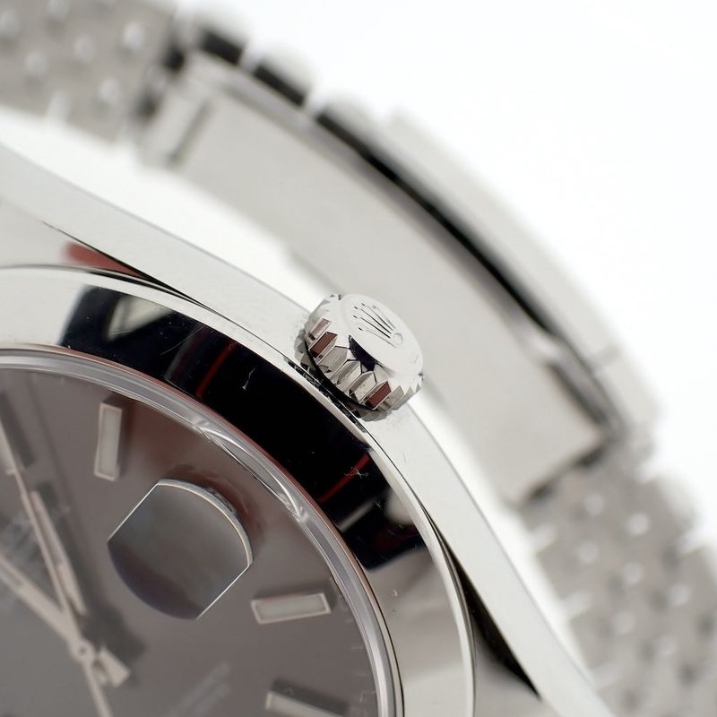 Image 11 of Rolex Datejust 41; Men's watch with rhodium dial