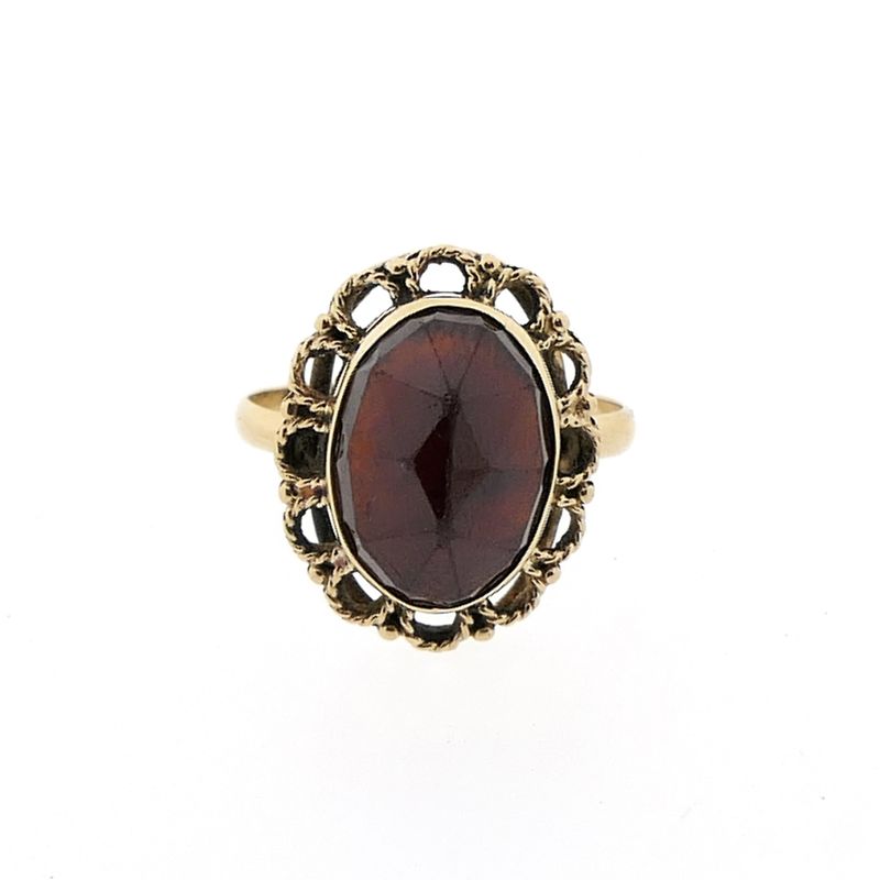 Image 7 of Gold ring with garnet stones | Vintage