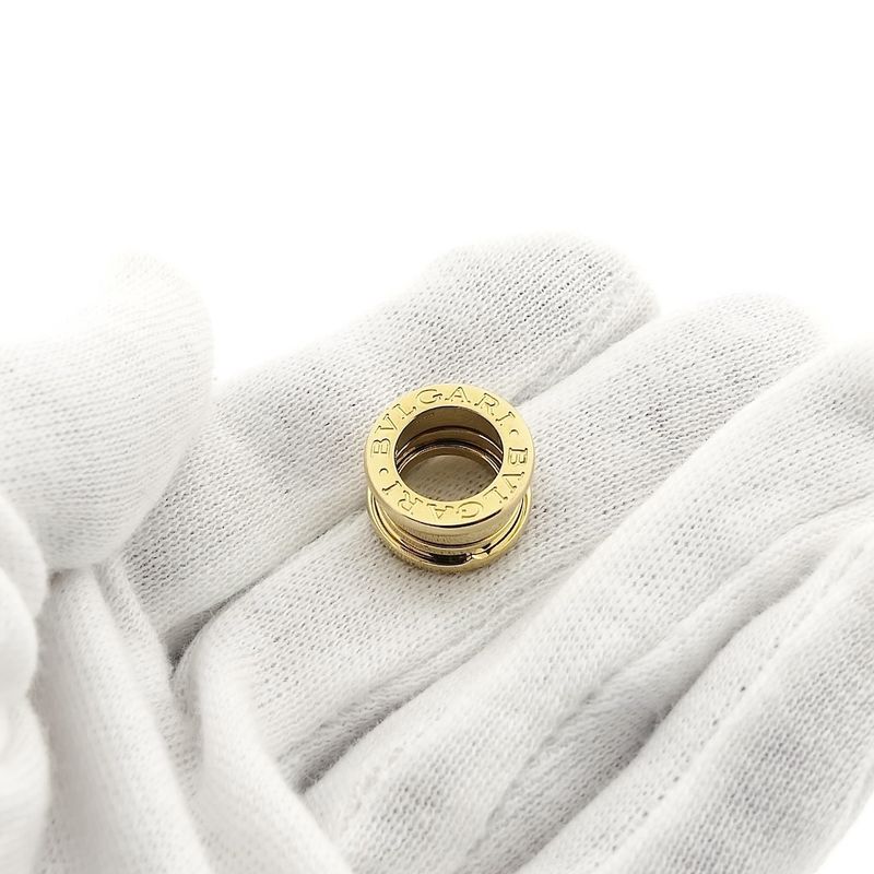 Image 7 of 18 ct. Gold pendant; B.zero1 | BVLGARI