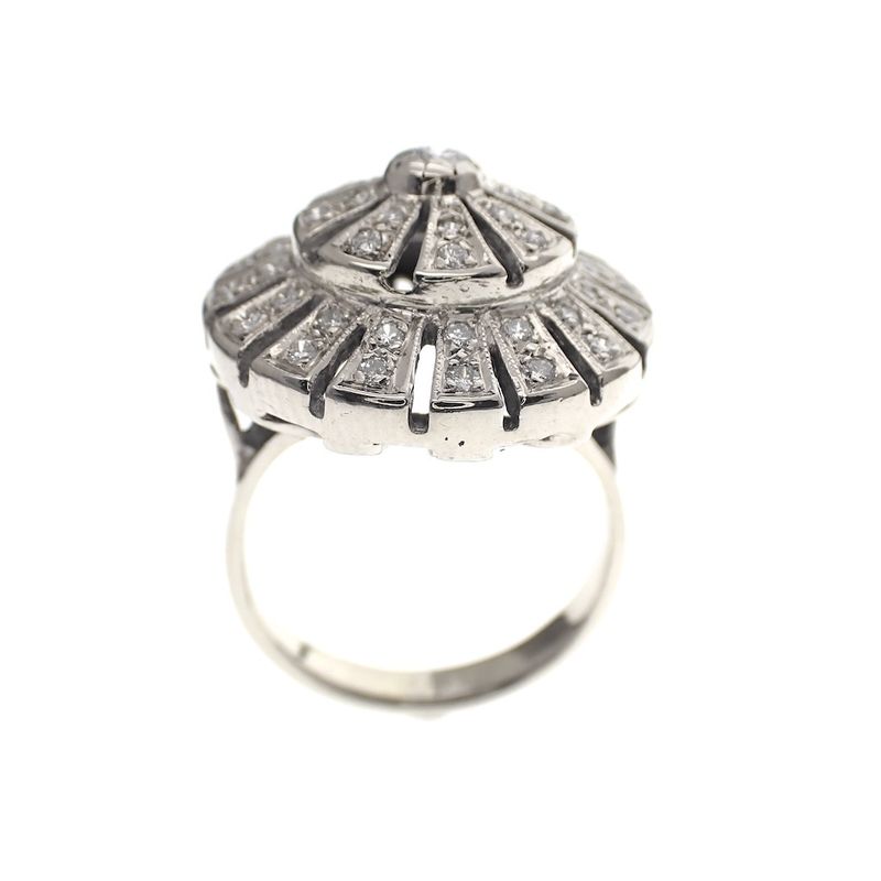 Image 1 of Exclusive white gold cocktail ring with 0.48 ct diamond.