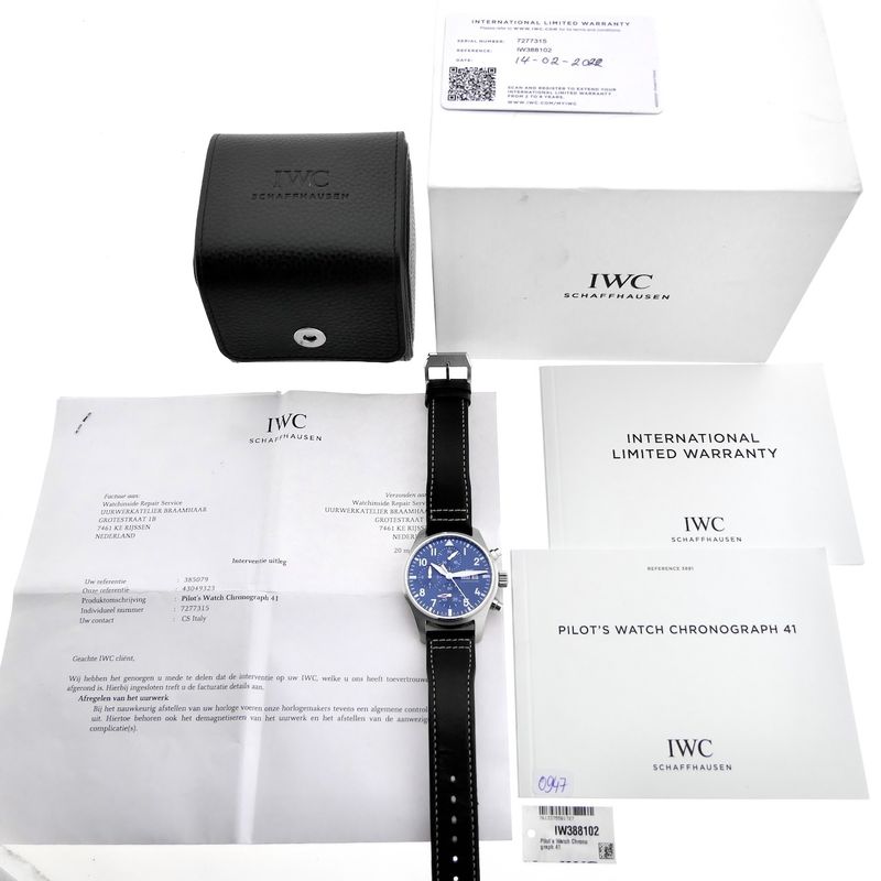 Image 19 of IWC Pilot Chronograph IW3881; Automatic men's watch
