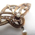 Image 3 of Antique gold Victorian brooch with pearls