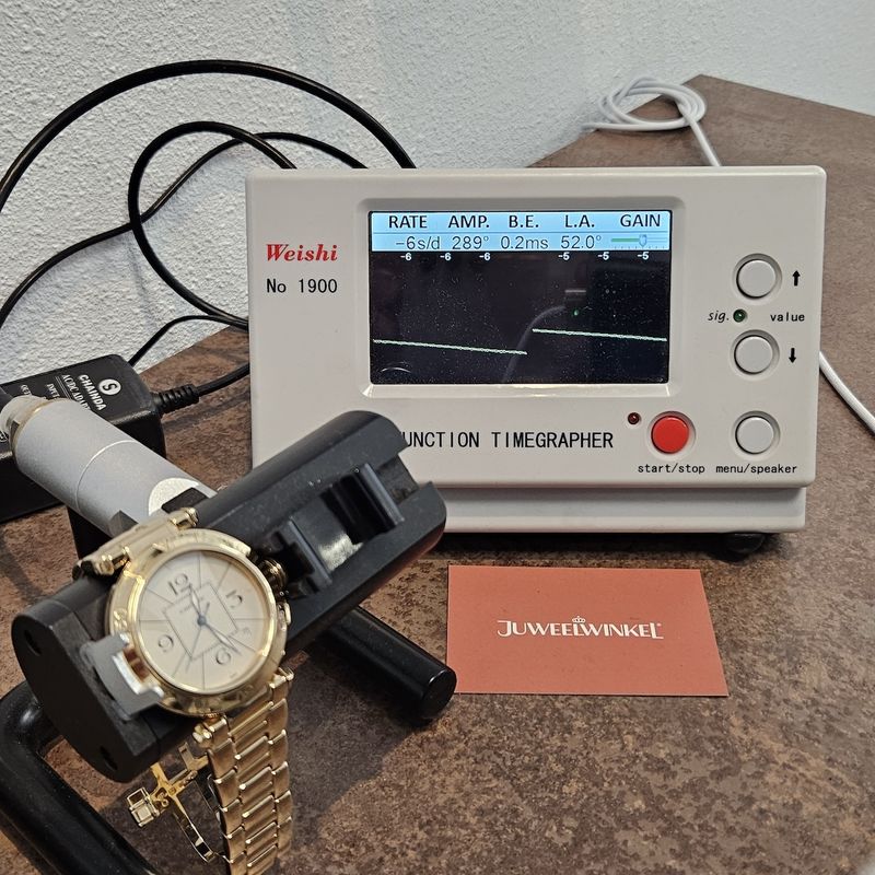 Image 20 of Cartier Pasha Automatic 1987; 18k Gold Watch