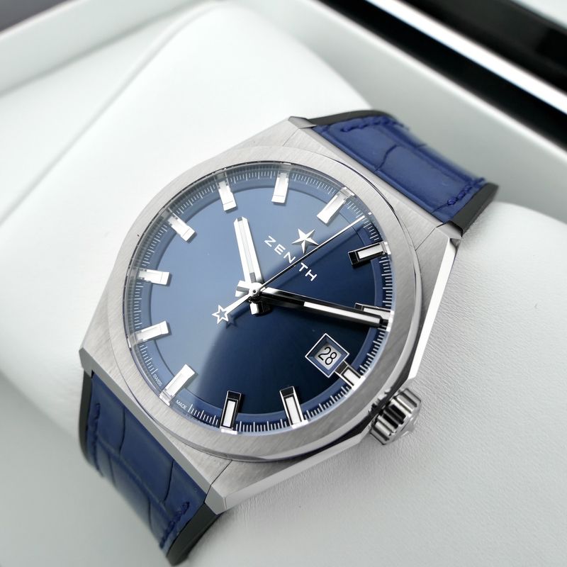 Image 17 of Zenith Defy Classic 41mm 95.9000.670; Automatic men's watch