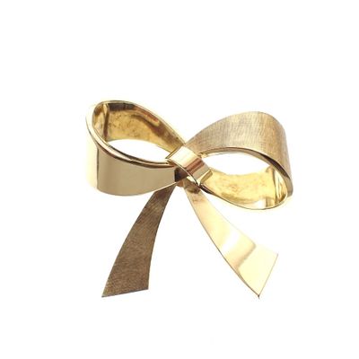 Image 1 of Gold brooch with a bow