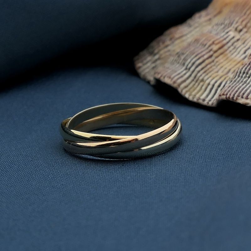 Image 5 of Tricolor gold trinity ring