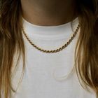 Image 8 of 9 carat twisted link chain